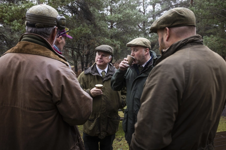 'PULL MY CRACKER' SIMULATED GAME DAY & LUNCH 16TH DECEMBER